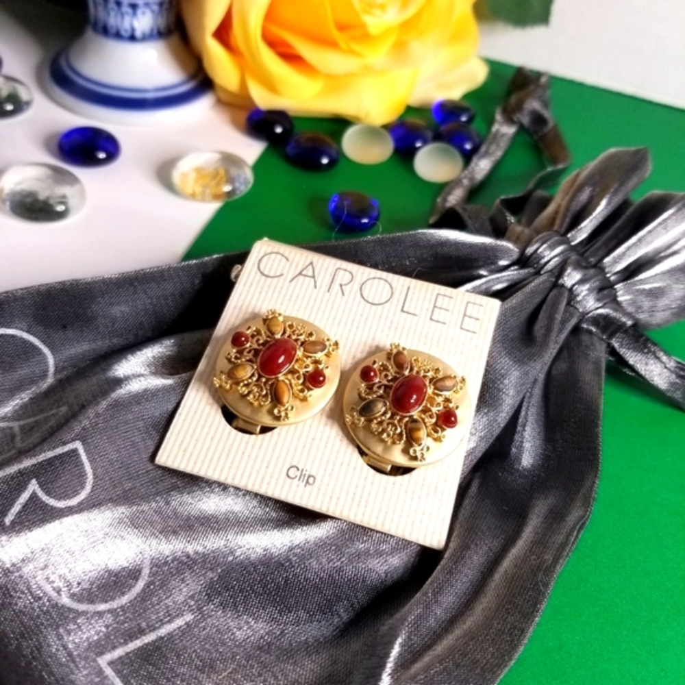 CAROLEE CLIP ETRUSCAN EARRINGS N.O.S CABOCHON